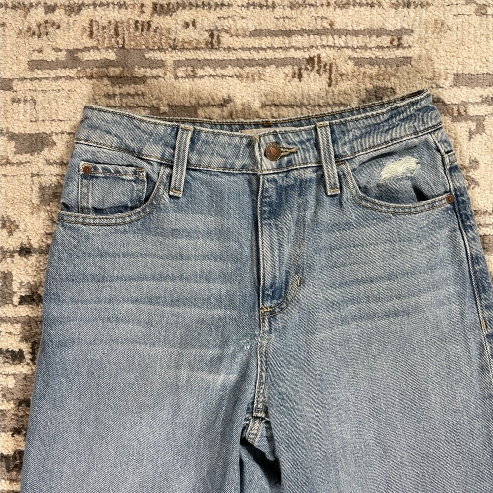 Guess 90s Boyfriend Highrise Wide Leg Lightly Distressed Blue Jeans - Picture 4 of 15
